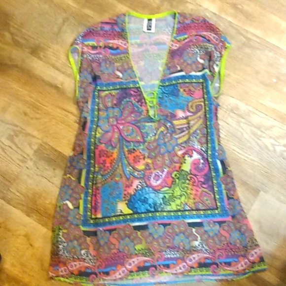 Becca swimsuit Cover- up - Picture 2 of 3